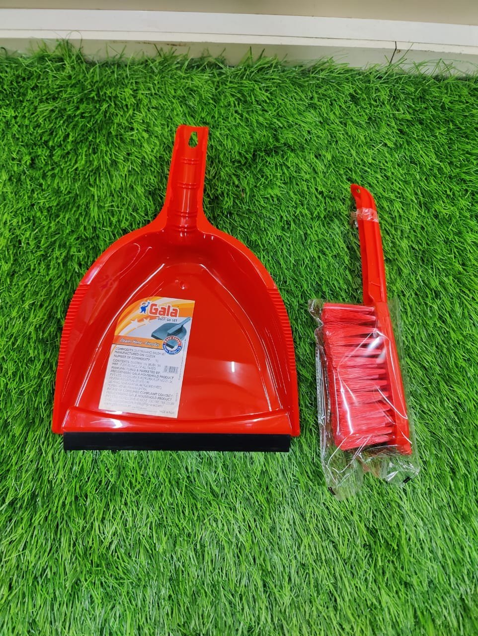 Gala Dustgo Set Brust Set With Dustpan